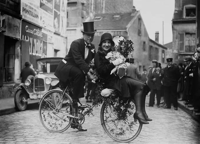 Wedding In Paris (1930)