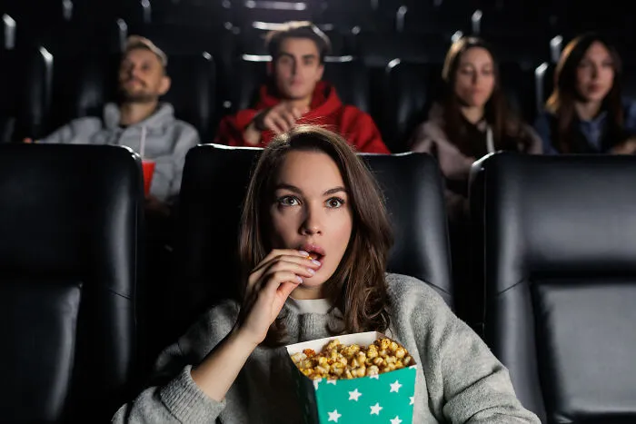 50 Tiny Signs That Quietly Scream “Middle-Class Life”