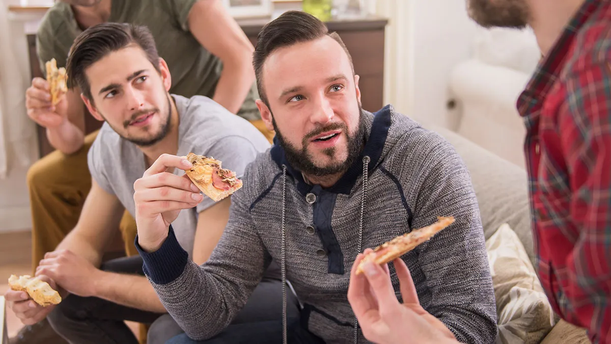 Couch Surfer Confused Why Friend Won’t Let Him Crash After He Roasted His Apartment