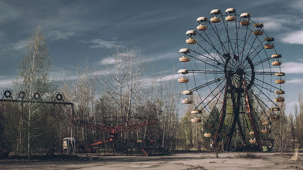 40 Places On Earth That Are So Terrifying, They Make Haunted Houses Look Like Daycare