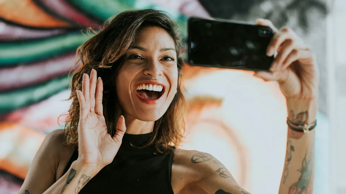 People Might Not Realize That These 40 Of Their Behaviors Scream That They’re Insecure