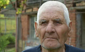 50 Chilling Deathbed Confessions That Left People Speechless