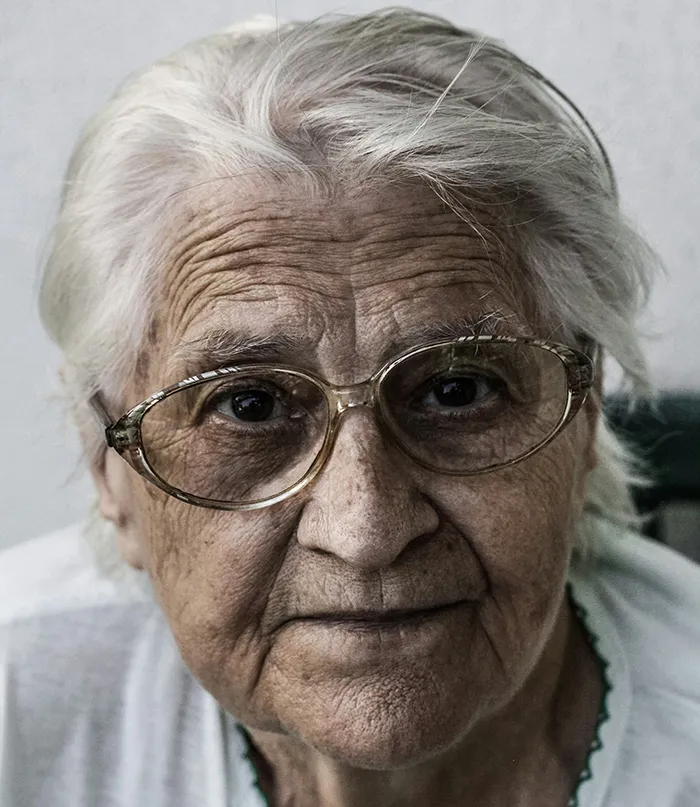 50 Chilling Deathbed Confessions That Left People Speechless