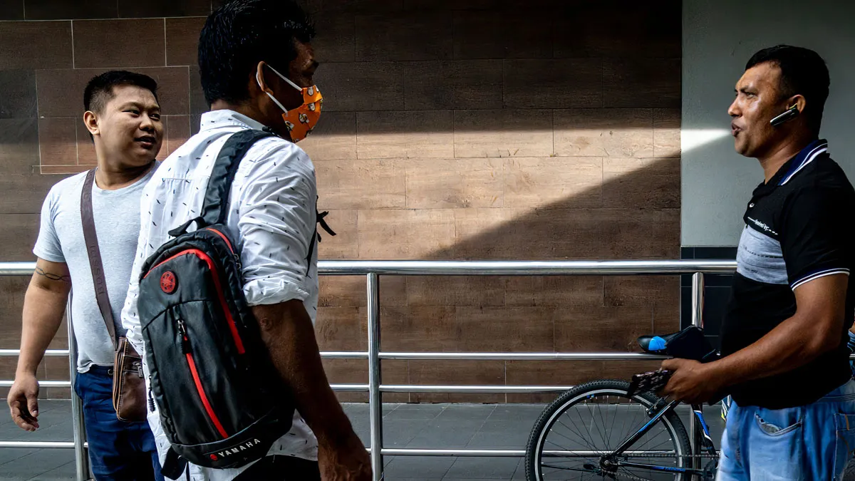 50 Unscripted Street Photos That Show The World The Way It Is By Joseph Cheung
