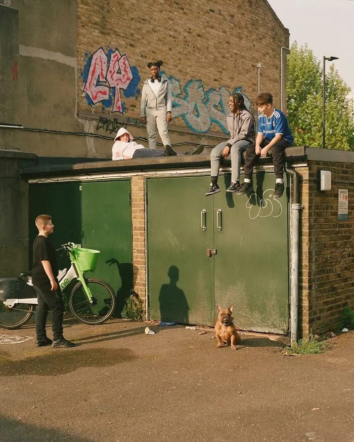 Honest Glimpses Of London Life By Photographer Nico Froehlich (25 Pics)