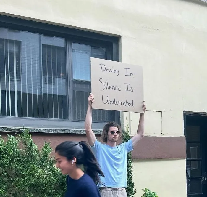 The “Dude With The Sign” Has Even More Things To Say And Here Are 50 Of The Newest Pics