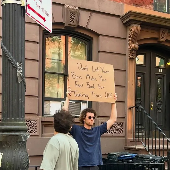 The “Dude With The Sign” Has Even More Things To Say And Here Are 50 Of The Newest Pics