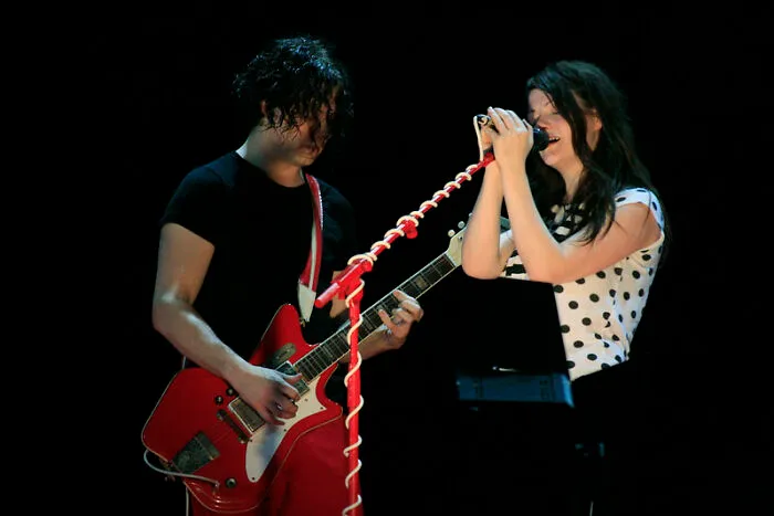 Til After Writing The Main Riff Of Seven Nation Army, Jack White Planned To Save It In Case He Was Ever Asked To Write A James Bond Theme