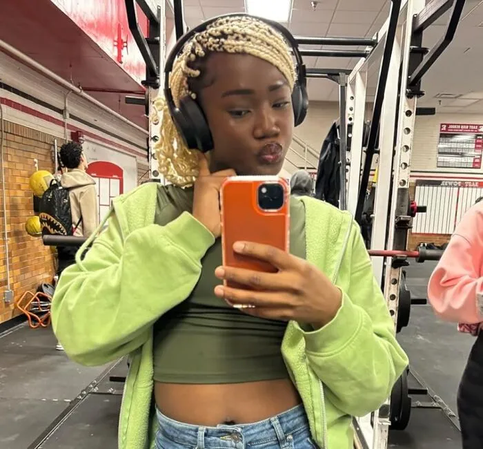 Putting On A Pair Of <a Style="Display:inline;" Href="Https://Www.amazon.com/JBL-Tune-720bt-Lightweight-Comfortable/Dp/B0ctbcdd6d?ie=utf8&th=1&linkcode=ll1&tag=bpsalmon-20&linkid=ad547bde99e8fb036377d88da695aeec&language=en_us&ref_=as_li_ss_tl" Target="_blank">    <span Style="Font: Inherit; Color: #d74b1f;"> JBL Tune Headphones</Span> Is The Universal Sign For "Please Do Not Perceive Me, My Brain Is At A Private Concert Right Now"