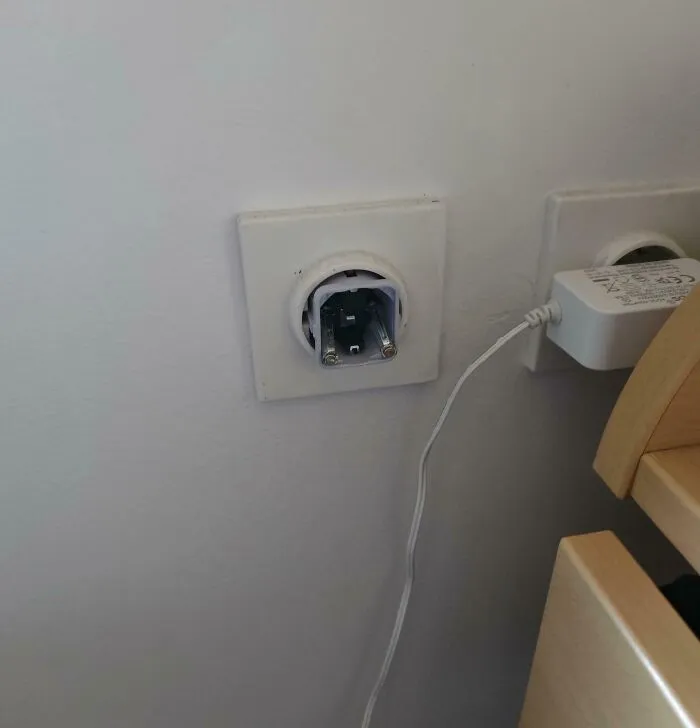 Got Electrocuted At Night Because My Wife Couldn't Be Bothered To Tell Me She Broke The Charger