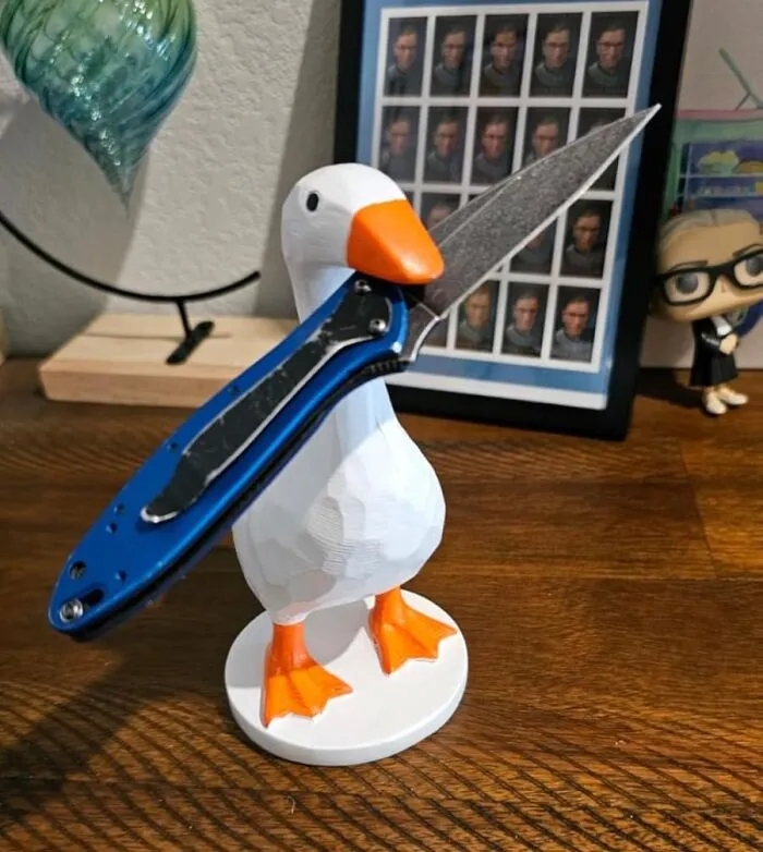 Unleash The Geese On Your Entryway Clutter With A <a Style="Display:inline;" Href="Https://Www.amazon.com/Grapmktg-Magnetic-Aesthetic-Sculpture-Housewarming/Dp/B0bgn1ngxl?ie=utf8&th=1&linkcode=ll1&tag=bpfig-20&linkid=fe06ba2ebe7a864d77ff9cb30cd9bfd5&language=en_us&ref_=as_li_ss_tl" Target="_blank">    <span Style="Font: Inherit; Color: #d74b1f;"> Magnetic Goose Key Holder</Span> That Will Aggressively Hold Your Keys So You Never Lose Them Again