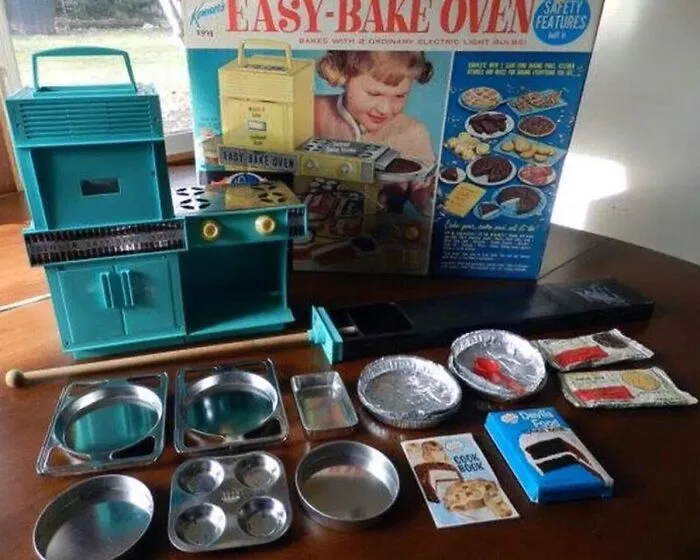 Easy Bake Oven. One Of The Toys I Wanted So Badly But Never Got As A Kid