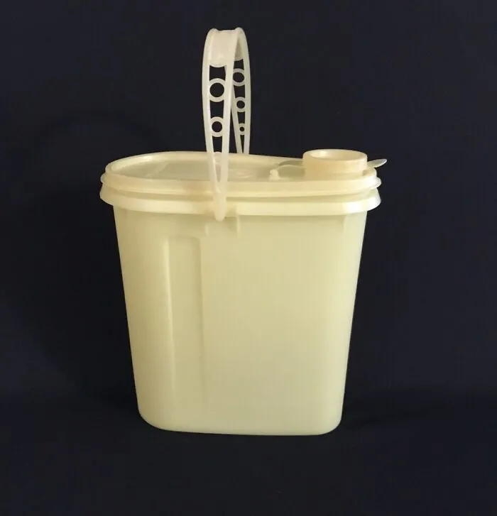 Tupperware 2 Quart Drink Container, I Know My Grandma Always Had One In The Fridge