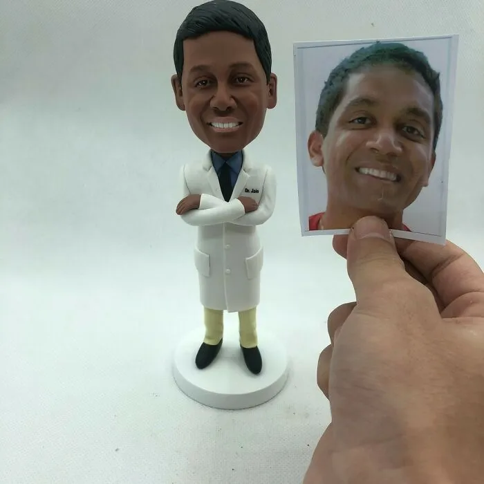 We Make Custom Bobbleheads From People's Photos, And Some Of These Turned Out Adorably Hilarious
