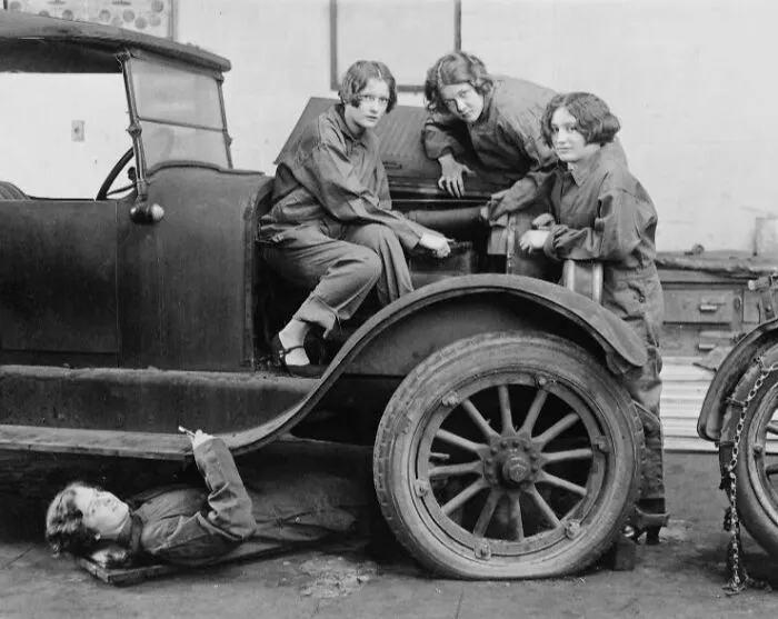 High School Girls Learn The Art Of Automobile Mechanics, 1927