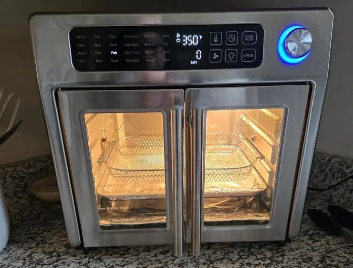 This <a Style="Display:inline;" Href="Https://Www.amazon.com/Emeril-Lagasse-Convection-Toaster-Stainless/Dp/B09b7sb46r?ie=utf8&linkcode=ll1&tag=bpsparrow-20&linkid=313e38b1b7b613266fc9dcc5cd7c30c1&language=en_us&ref_=as_li_ss_tl" Target="_blank">    <span Style="Font: Inherit; Color: #d74b1f;"> Airfryer/Toaster Combo </Span> Gives Your Kitchen Counter Space To Breathe While Making Everything Crispy And Delicious