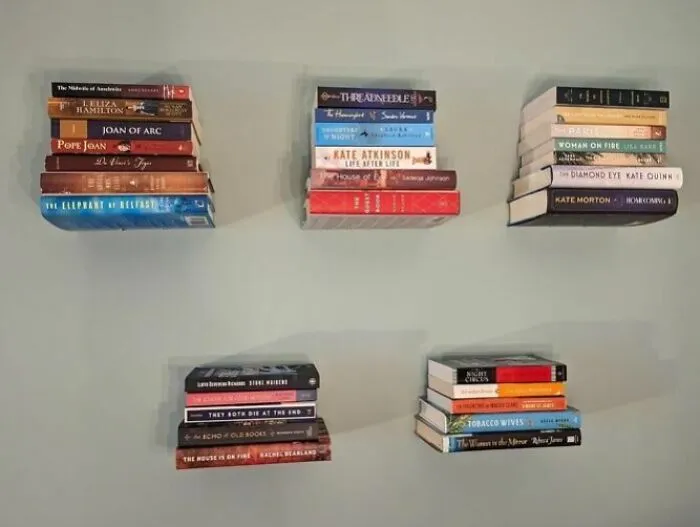 A <a Style="Display:inline;" Href="Https://Www.amazon.com/Dp/B010xgblqc?_encoding=utf8&th=1&linkcode=ll1&tag=bpstingray-20&linkid=51f5b6e402cd4515cbc084920c4334c7&language=en_us&ref_=as_li_ss_tl" Target="_blank">    <span Style="Font: Inherit; Color: #d74b1f;"> Floating Bookshelf</Span> Makes Your Book Collection Look Like It's Being Held Up By Sheer Willpower And A Little Bit Of Literary Magic