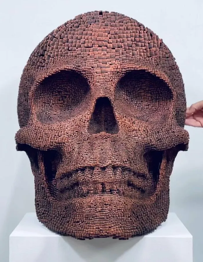 Sculptor Creates 20 Flowing Wooden Portraits That Reveal The Fluid Beauty Of The Human Form