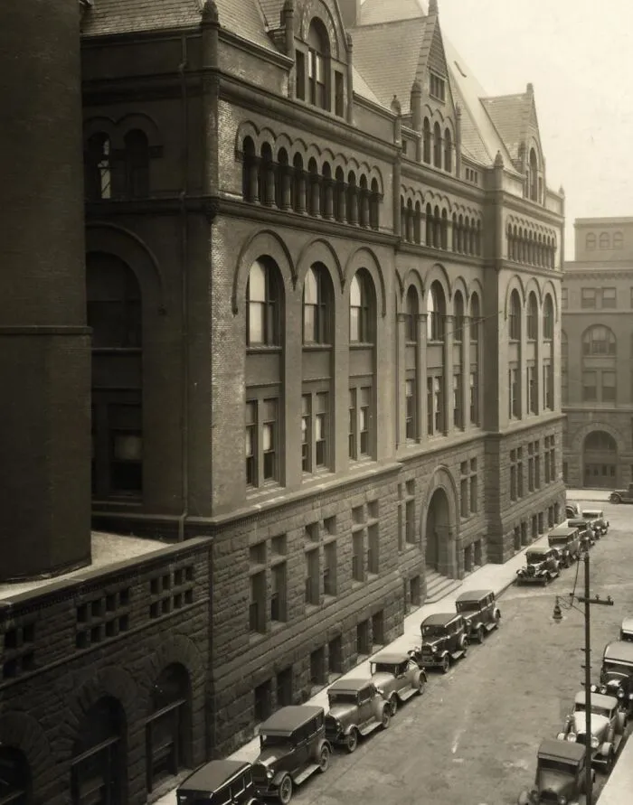 Main Building, Armour Institute Of Technology, Chicago, Illinois, CA 1920s