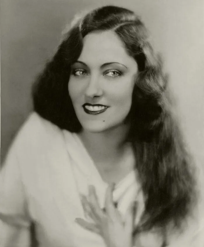Gloria Swanson, 1925