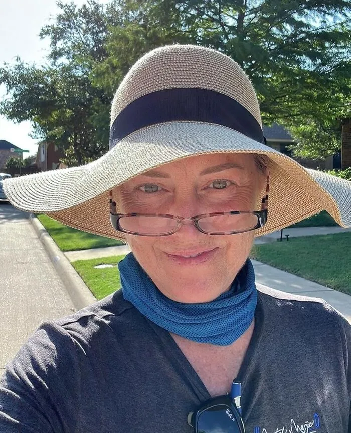 Let Your Neck Experience The Cool Side Of The Pillow All Day Long With These <a Style="Display:inline;" Href="Https://Www.amazon.com/Sukeen-Cooling-Breathable-Microfiber-Activities/Dp/B07r3hspz1?ie=utf8&th=1&linkcode=ll1&tag=bprooster-20&linkid=6c8bba7354b9d5da9cabd5af01b32da2&language=en_us&ref_=as_li_ss_tl" Target="_blank">  <span Style="Font: Inherit; Color: #d74b1f;"> Cooling Neck Towels </Span>