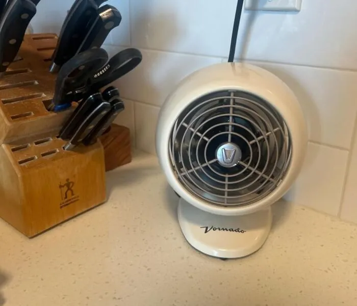 Let Your Spreadsheets Feel The Wind In Their Cells With A <a Style="Display:inline;" Href="Https://Www.amazon.com/Vornado-Classic-Personal-Vintage-Circulator/Dp/B01n39w04i?ie=utf8&th=1&linkcode=ll1&tag=bpturtle-20&linkid=69ba460f03611781c03a643b8ba2df5d&language=en_us&ref_=as_li_ss_tl" Target="_blank">  <span Style="Font: Inherit; Color: #d74b1f;"> Mini Desktop Fan </Span>