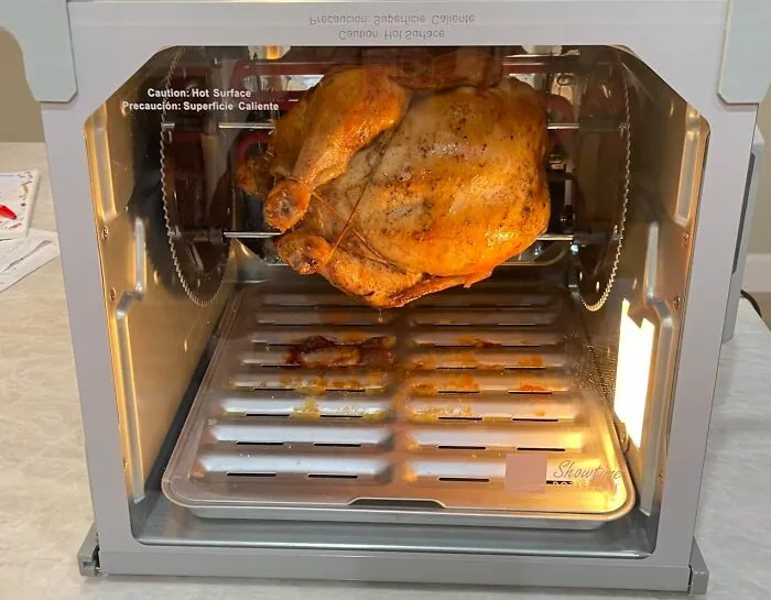 The Legendary Phrase "Set It, And Forget It" Wasn't Just A Suggestion, It's The Entire Instruction Manual For The <a Style="Display:inline;" Href="Https://Www.amazon.com/Ronco-Showtime-Rotisserie-Self-Basting-Multipurpose/Dp/B08jqnbkxd?ie=utf8&linkcode=ll1&tag=bpmammoth-20&linkid=c41a773035579f74d74431077479e886&language=en_us&ref_=as_li_ss_tl" Target="_blank">  <span Style="Font: Inherit; Color: #d74b1f;"> Ronco Showtime Large Capacity Rotisserie </Span>
