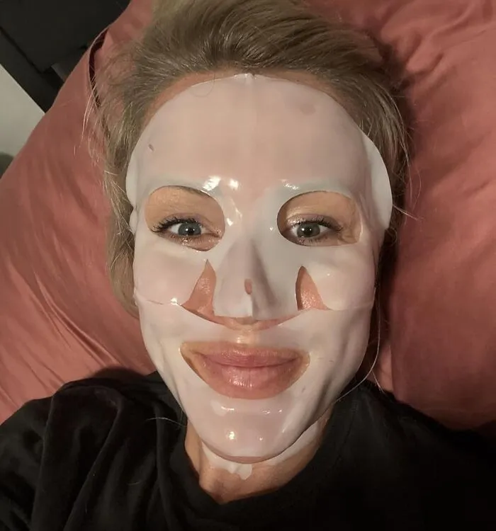 You Can Literally Watch The <a Style="Display:inline;" Href="Https://Www.amazon.com/Biodance-Cera-Nol-Overnight-Moisturizing-Nourishing/Dp/B0cwgsp1wy?ie=utf8&th=1&linkcode=ll1&tag=bpmonkey-20&linkid=70a355aebf23a8d6f226e9ab57d71ded&language=en_us&ref_=as_li_ss_tl" Target="_blank">  <span Style="Font: Inherit; Color: #d74b1f;"> Biodance Hydro Cera-Nol Real Deep Mask </Span> Turn Transparent As Your Thirsty Skin Absorbs Every Last Drop Of That Dewy Goodness