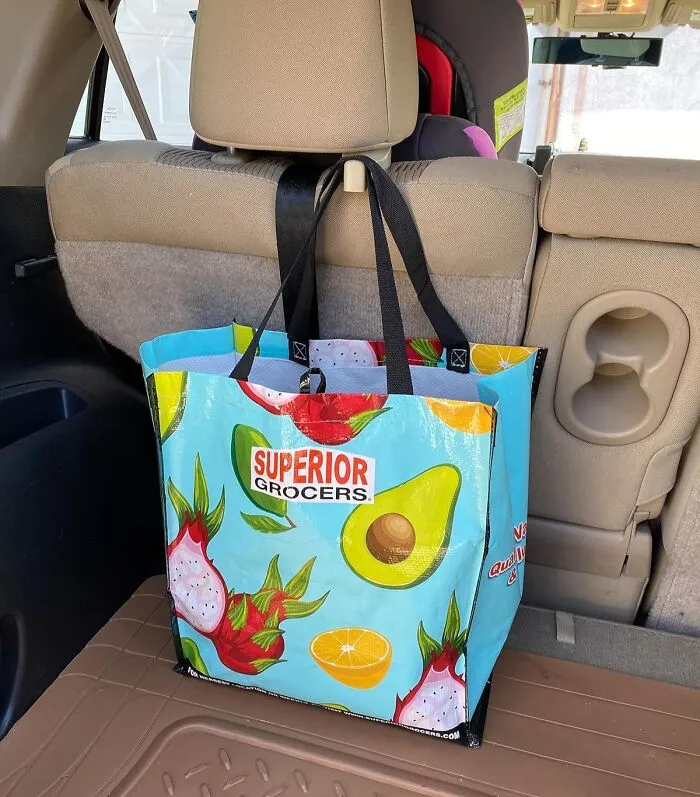 The Passenger Seat Floor, Which Is The Traditional Resting Place For Your Purse And Takeout Bags, Can Now Be Freed From Its Duty By A Few <a Style="Display:inline;" Href="Https://Www.amazon.com/Ipely-Universal-Vehicle-Headrest-Grocery/Dp/B01ieh5crg?ie=utf8&th=1&linkcode=ll1&tag=bpwombat-20&linkid=0874f8b4ecacebc7e6050298732d4628&language=en_us&ref_=as_li_ss_tl" Target="_blank">  <span Style="Font: Inherit; Color: #d74b1f;"> Headrest Hooks </Span>