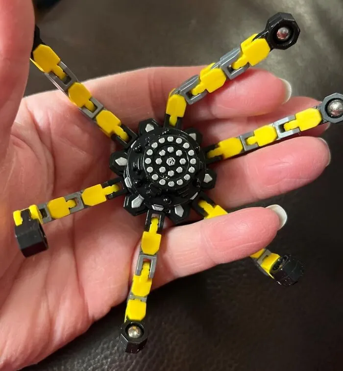 The Fidget Spinner Your Kid's Teacher Already Hates Can Now Be Upgraded To One That Transforms Into A Tiny Robot With These <a Style="Display:inline;" Href="Https://Www.amazon.com/Transformable-Spinners-Sensory-Fingertip-Valentines/Dp/B09lmblyf1?ie=utf8&th=1&linkcode=ll1&tag=bphorse-20&linkid=fa0c4f83f916d15b434efd8b95174498&language=en_us&ref_=as_li_ss_tl" Target="_blank">  <span Style="Font: Inherit; Color: #d74b1f;"> Transformable Fidget Spinners </Span>