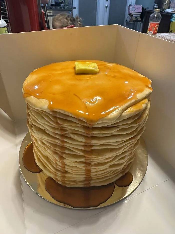 Made My First Realistic Cake!!