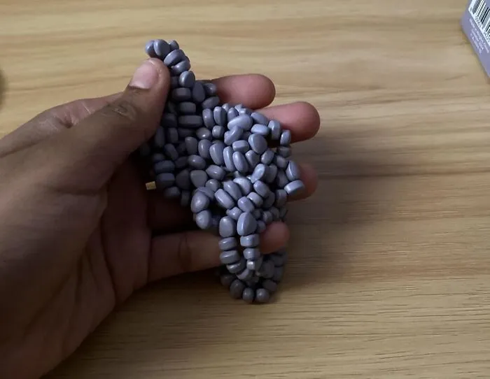 If You Ever Wanted To Play With A Blob Of Magnetic Goo That Also Doubles As A Seriously Satisfying Desk Fidget, You Need <a Style="Display:inline;" Href="Https://Www.amazon.com/Speks-Ferrite-Christmas-Stocking-Lavender/Dp/B0dk2j56sm?ie=utf8&th=1&linkcode=ll1&tag=bpbobcat-20&linkid=dfc4641f22d5c0f5184b38d1fe3c57c9&language=en_us&ref_=as_li_ss_tl" Target="_blank">  <span Style="Font: Inherit; Color: #d74b1f;"> Speks Ferrite Putty</Span>