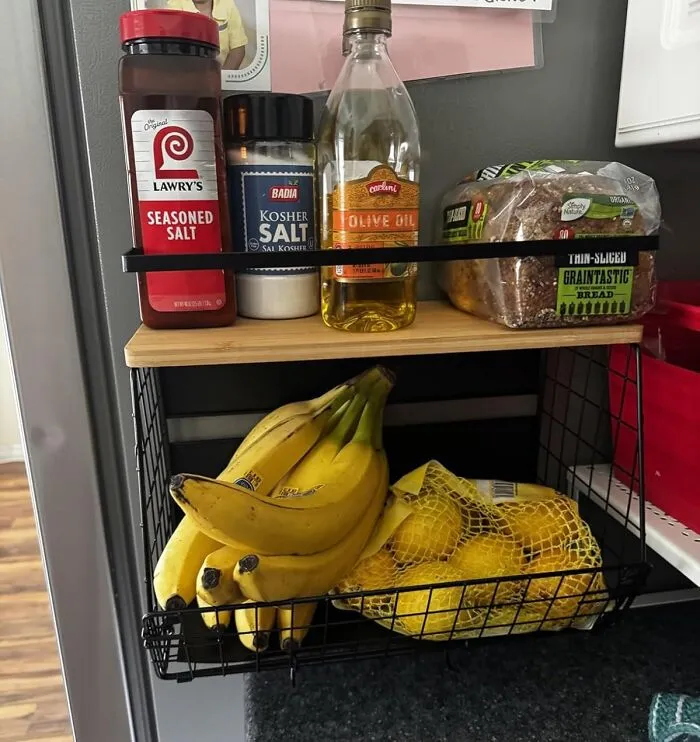 The Side Of Your Fridge Can Stop Being A Blank Freeloader And Start Paying Its Rent In Storage Space With A <a Style="Display:inline;" Href="Https://Www.amazon.com/Magnetic-Storage-Organizers-Container-Refrigerator/Dp/B0cnr7yslb?ie=utf8&th=1&linkcode=ll1&tag=bpkiwi-20&linkid=02bb2168632a807764e8f366074a0393&language=en_us&ref_=as_li_ss_tl" Target="_blank">  <span Style="Font: Inherit; Color: #d74b1f;"> Magnetic Fridge Shelf And Fruit Basket </Span>