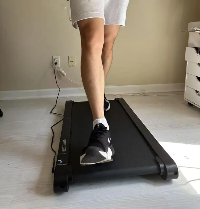 Your Fantasy Of Getting A Workout In While Just Standing There And Zoning Out Can Come True With A <a Style="Display:inline;" Href="Https://Www.amazon.com/Walking-Treadmill-Vibration-Control-Portable/Dp/B0dfm5vswf?ie=utf8&th=1&linkcode=ll1&tag=bpkiwi-20&linkid=74ce24d36c4fa8ba5498f73ac20f9413&language=en_us&ref_=as_li_ss_tl" Target="_blank">  <span Style="Font: Inherit; Color: #d74b1f;"> Sperax Walking Vibration Pad </Span>