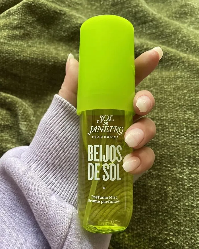 You Can Now Smell Like A Permanent Tropical Vacation That Everyone Is Deeply Jealous Of With A Spritz Of <a Style="Display:inline;" Href="Https://Www.amazon.com/Janeiro-Sol-Perfume-Travel-Friendly-Fragrance/Dp/B0d6bqr2r6?ie=utf8&th=1&linkcode=ll1&tag=bpkiwi-20&linkid=64686a8cd5e7939c69942224806327a6&language=en_us&ref_=as_li_ss_tl" Target="_blank">  <span Style="Font: Inherit; Color: #d74b1f;"> Sol De Janeiro Hair & Body Perfume Mist </Span>