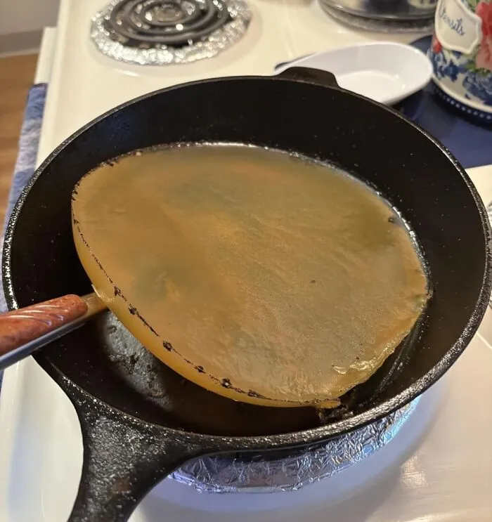 The Existential Crisis You Have Over What To Do With A Pan Of Used Frying Oil Can Be Neatly Solved With <a Style="Display:inline;" Href="Https://Www.amazon.com/Fryaway-Df413/Dp/B09crn1mm1?ie=utf8&th=1&linkcode=ll1&tag=bpbird-20&linkid=92f6ec76c3688c4fe15303cf1d7594d6&language=en_us&ref_=as_li_ss_tl" Target="_blank">  <span Style="Font: Inherit; Color: #d74b1f;"> Fryaway Cooking Oil Solidifier </Span>