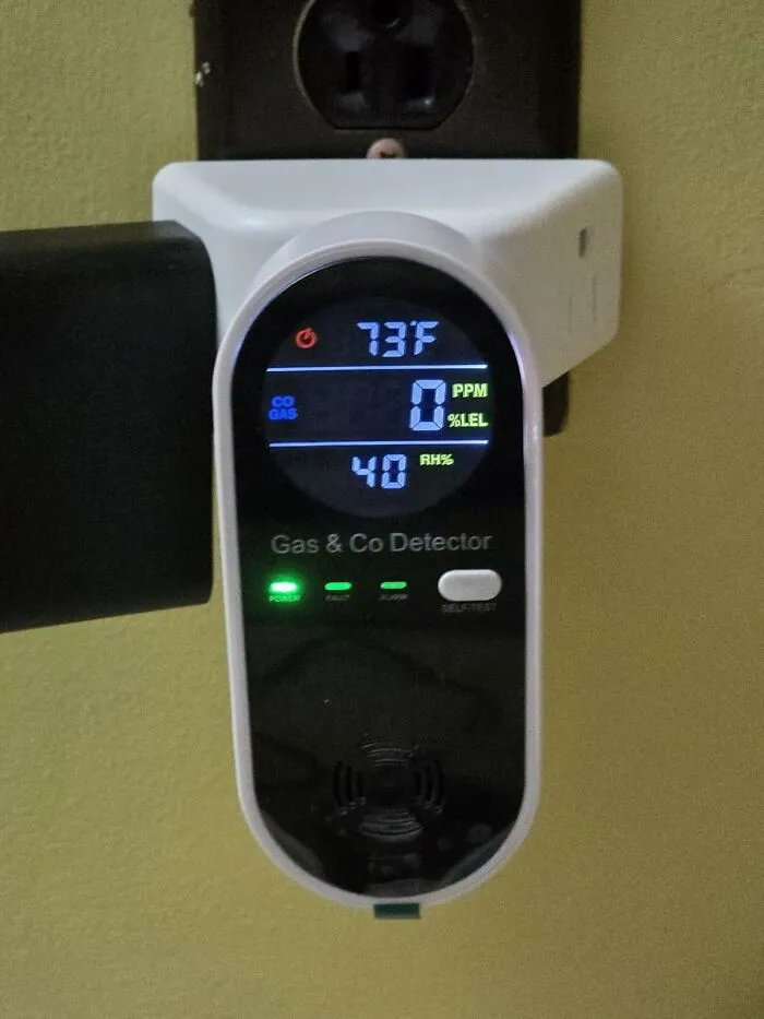 The Panicked "What's That Smell" Game You Play In Your Kitchen Can Be Replaced With A Much More Reliable Gadget Like A <a Style="Display:inline;" Href="Https://Www.amazon.com/Upgraded-Detector-Monoxide-Detectors-Temperature/Dp/B0dy66nw4p?ie=utf8&th=1&linkcode=ll1&tag=bplynx-20&linkid=0c5bd5a02db46410e4f4be5bf535c4aa&language=en_us&ref_=as_li_ss_tl" Target="_blank">  <span Style="Font: Inherit; Color: #d74b1f;"> 4-In-1 Natural Gas Leak Detector </Span>