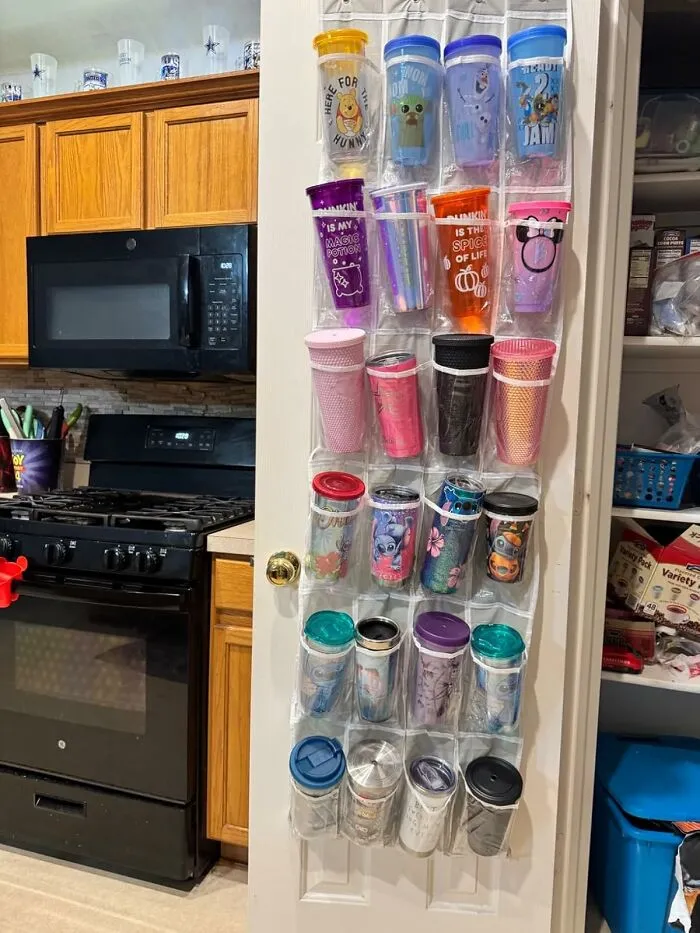 Curating A Tiny Museum For Your "I'll Probably Need This Later" Pile Is The New Aesthetic With These <a Style="Display:inline;" Href="Https://Www.amazon.com/24-Pockets-Simplehouseware-Crystal-Organizer/Dp/B01d58drvc?ie=utf8&th=1&linkcode=ll1&tag=bpkoala-20&linkid=75a02b4fa5f4789d719cc7524e079497&language=en_us&ref_=as_li_ss_tl" Target="_blank">  <span Style="Font: Inherit; Color: #d74b1f;"> Over The Door Hanging Clear Pockets </Span>