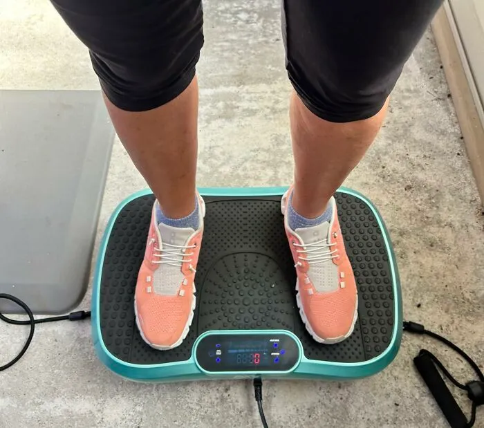 For A Workout That's Literally Just Good Vibrations, This <a Style="Display:inline;" Href="Https://Www.amazon.com/Axv-Vibration-Exercise-Platform-Wellness/Dp/B098fftrmk?ie=utf8&th=1&linkcode=ll1&tag=bpmonkey-20&linkid=7bcaceb9e59e130e8f9e991288b08973&language=en_us&ref_=as_li_ss_tl" Target="_blank">  <span Style="Font: Inherit; Color: #d74b1f;"> Axv Vibration Plate Fitness Platform </Span> Will Jiggle Your Muscles Into Shape While You Just Stand There