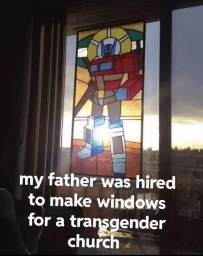 50 Memes That Are So Unhinged And Weird It's Funny