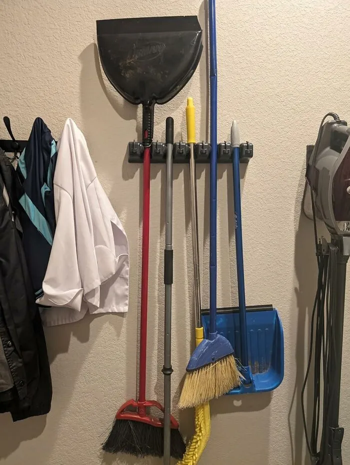 The Secret, Chaotic Meeting Your Broom And Mop Have In The Corner Of The Closet Can Finally Be Brought To Order With A <a Style="Display:inline;" Href="Https://Www.amazon.com/Berry-Ave-Broom-Holder-1-25-Inches/Dp/B01di8h364?ie=utf8&th=1&linkcode=ll1&tag=bpkoala-20&linkid=4eb7f84570a58e48629581a0316224a4&language=en_us&ref_=as_li_ss_tl" Target="_blank">  <span Style="Font: Inherit; Color: #d74b1f;"> Wall Mounted Broom Holder </Span>