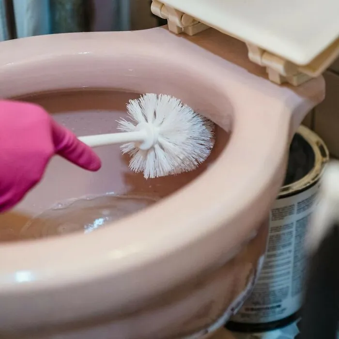 “Imagine The Smell”: 45 Weirdest Objects Doctors Had To Remove From Their Patients