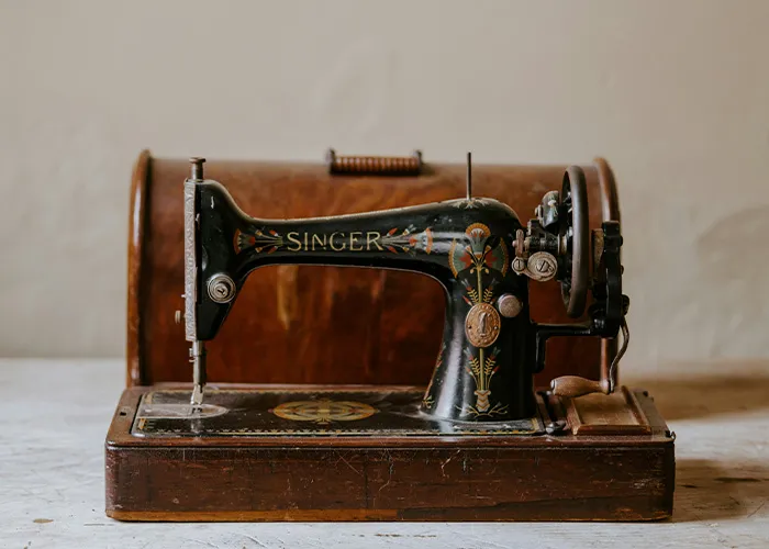 “Not Falling For Propaganda”: 40 People Swear By These Outdated Things They Refuse To Stop Using