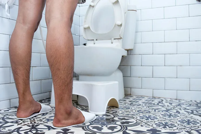 30 Things That Are Normal For Men, But Women Don’t Do