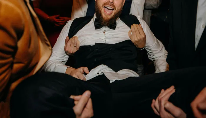 "What's Your Worst Experience As A Wedding Guest And What Made It A Bad Wedding?" (50 Answers)