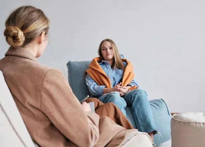 40 Therapists Reveal The Differences They’ve Observed Between Their Male And Female Clients