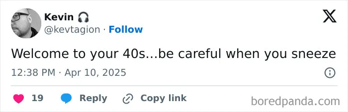 50 Things People In Their 40s Do That Make Absolutely Zero Sense To Anyone Younger (New Pics)