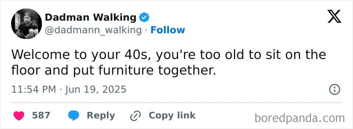 50 Things People In Their 40s Do That Make Absolutely Zero Sense To Anyone Younger (New Pics)