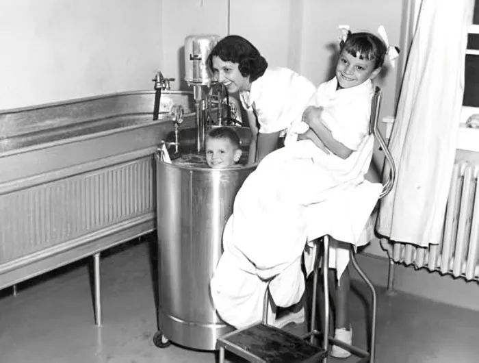 Hydrotherapy Tanks