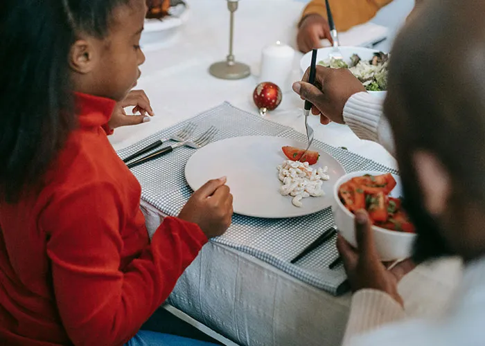 50 Bizarre Traditions That People Were Shocked To Find Out That Other Families Don’t Do